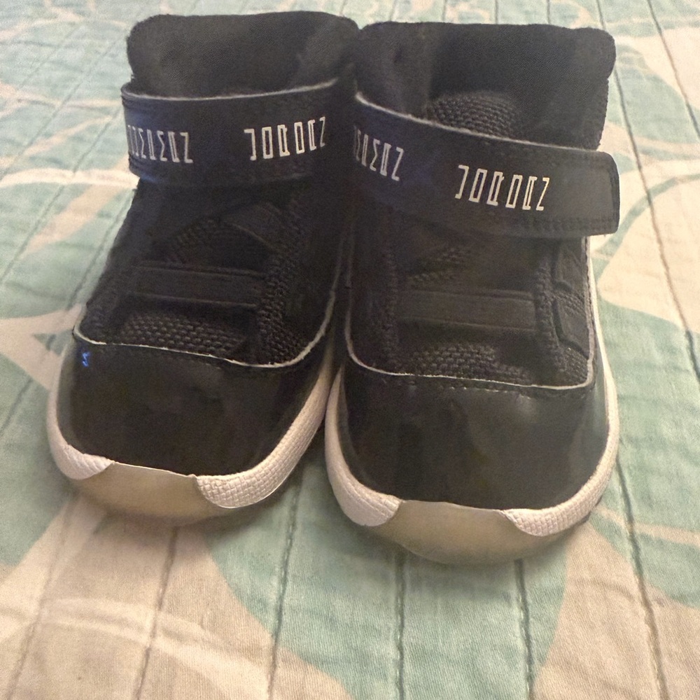 Air Jordan 11 Retro Toddler 'Space
Jam' 3C